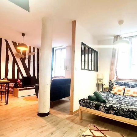 Chic Et Normand, Parking Facile, Wifi Hd Apartment Pont-Audemer Exterior photo